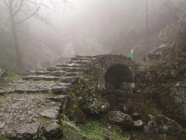 雪窦岭古道,走过的每一步都值得珍惜